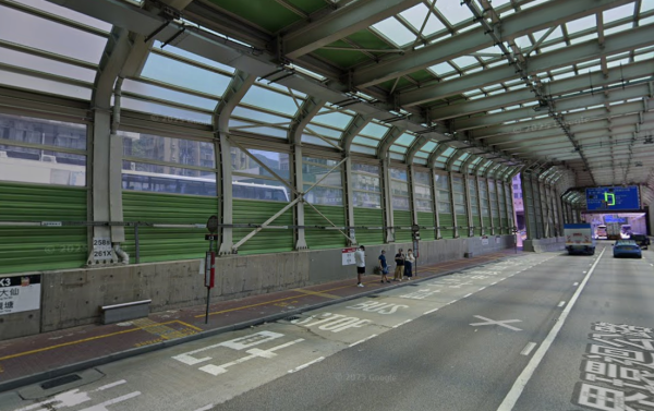 屯門「最強巴士站」係紅橋？網民讚路線王：去邊都有車！街坊揭1致命傷：塞到崩潰