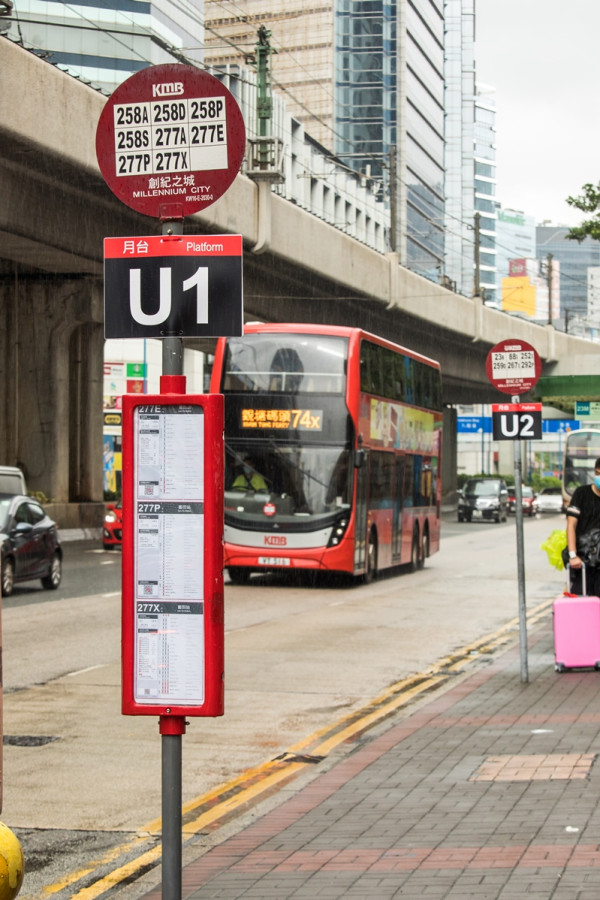 屯門「最強巴士站」係紅橋？網民讚路線王：去邊都有車！街坊揭1致命傷：塞到崩潰