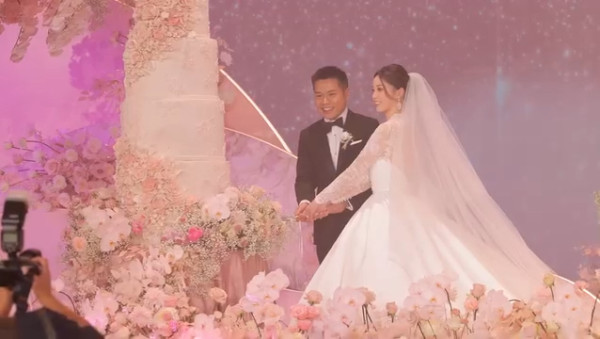 「最美百億千金」江鈺琪宣布三年抱兩誕第二胎！產房溫馨合照曝光卸貨後狀態極佳