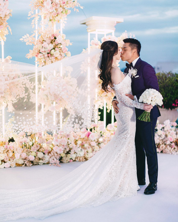 「最美百億千金」江鈺琪宣布三年抱兩誕第二胎！產房溫馨合照曝光卸貨後狀態極佳