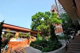 網民曬相分享其他具特色的屋邨商場（截圖：連登討論區）