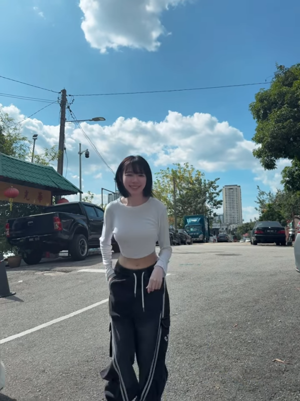 林明禎跑步近距離驚現胸前大跌蕩！泳衣解放魔鬼身材波濤洶湧無人能及