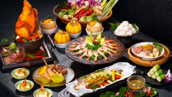 尖沙咀自助餐｜美麗華酒店Buffet突發買一送一！豪歎雪蟹腳＋避風塘炒蝦＋片皮鴨／抹茶下午茶65折 (附搶購連結)