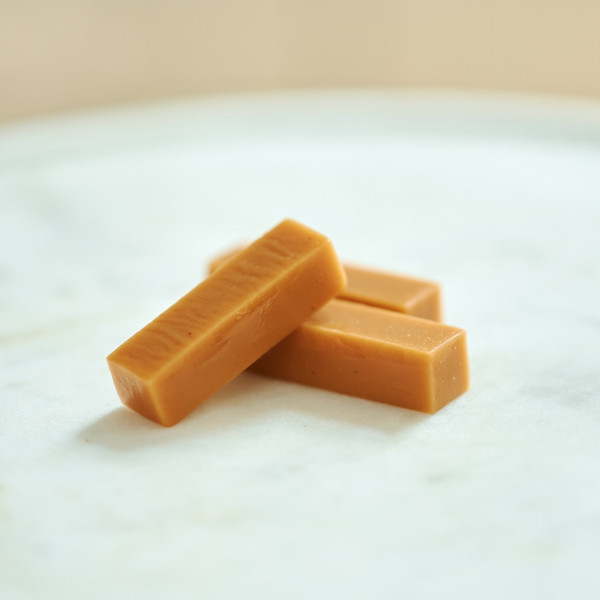 東京手信2026｜東京最強人氣手信10大推介！必買開心果夾心、鬱金香餅乾、焦糖流心脆批 