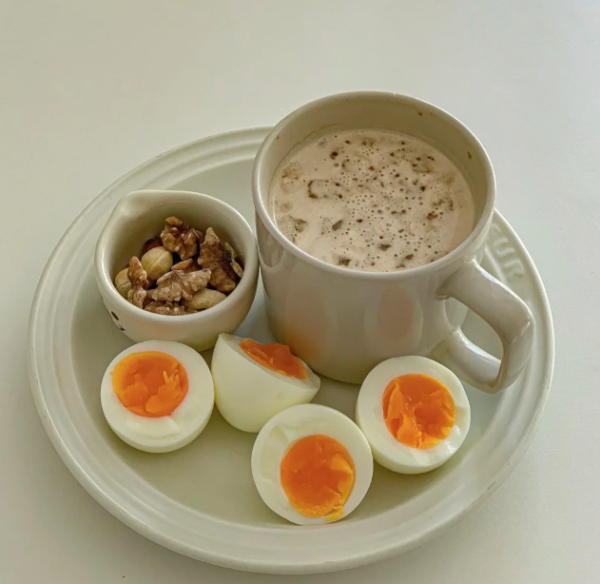 中年瘦身秘技！日醫實測溫熱乳酪減15公斤 無需極端節食不傷身 睡前食效果更佳 