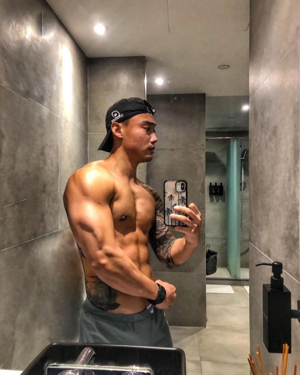 阿Sa老公｜蔡卓妍宣布與男友林俊賢結婚！33歲老公背景起底：月入10萬星級健身教練