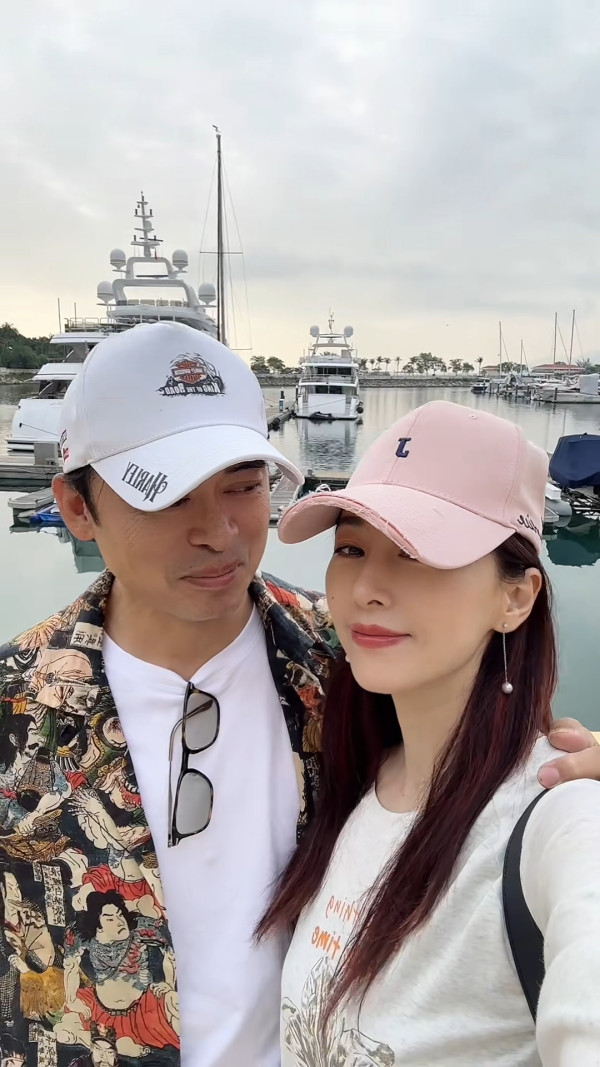 樊少皇突爆「唔離婚論」激嬲老婆賈曉晨 屢傳婚變JJ即場變臉私下互動曝光