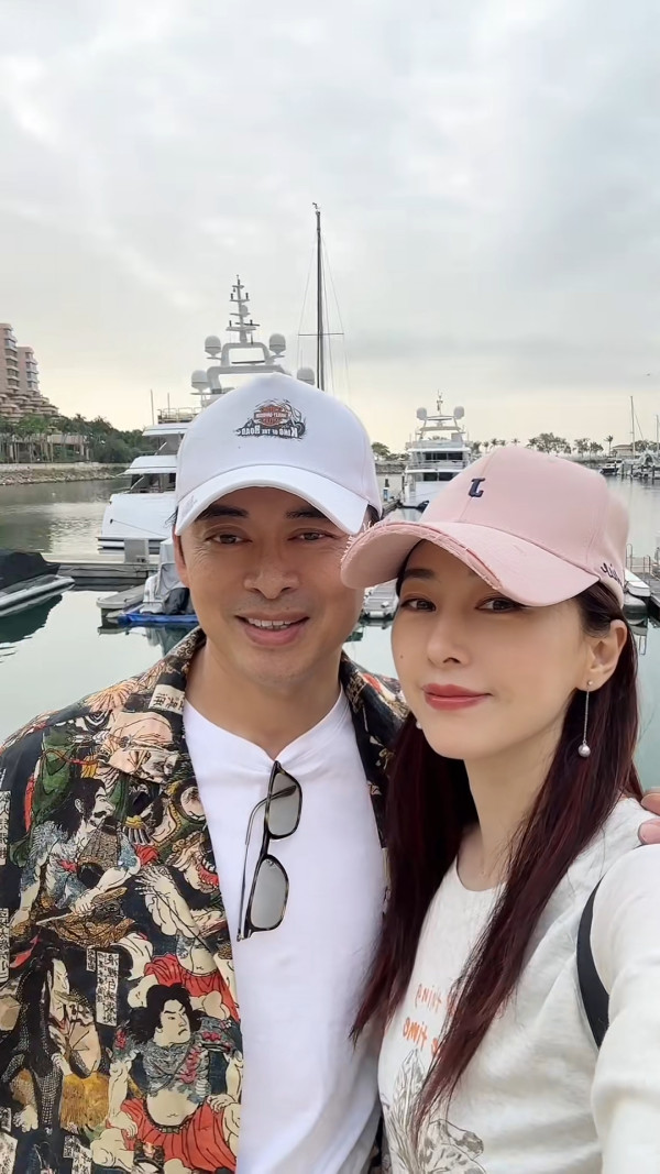 樊少皇突爆「唔離婚論」激嬲老婆賈曉晨 屢傳婚變JJ即場變臉私下互動曝光