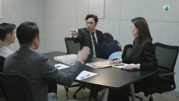 正義女神丨樂珈嘉「巨嬰式喊戲」演技歇斯底里 網民黑人問號以為角色只得幾歲