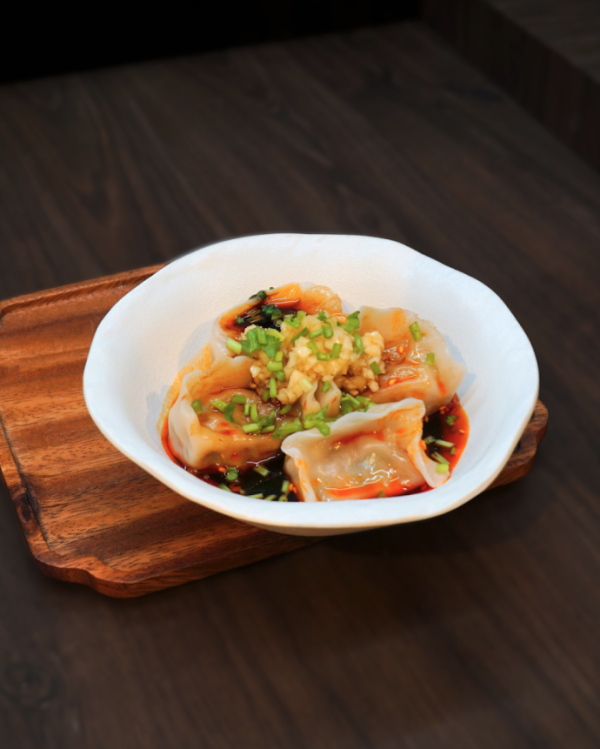 旺角高CP值中菜玥派破天荒聯乘荃灣「民豐」即包爆餡糯米糍/首創開心果雪糕卷 必食$30+高質糖水