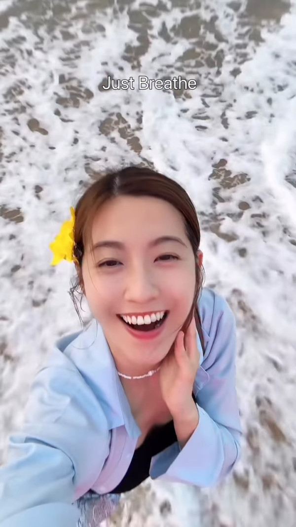 陳自瑤高炒自拍驚現「排骨胸」嚇窒網民 豐滿上圍突然跌watt縮水變平胸