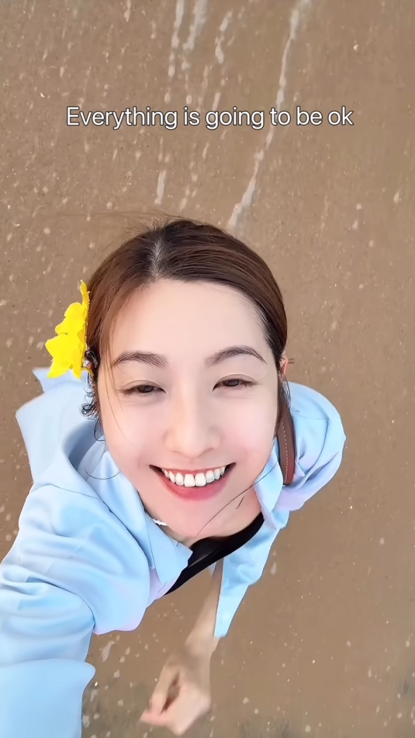 陳自瑤高炒自拍驚現「排骨胸」嚇窒網民 豐滿上圍突然跌watt縮水變平胸