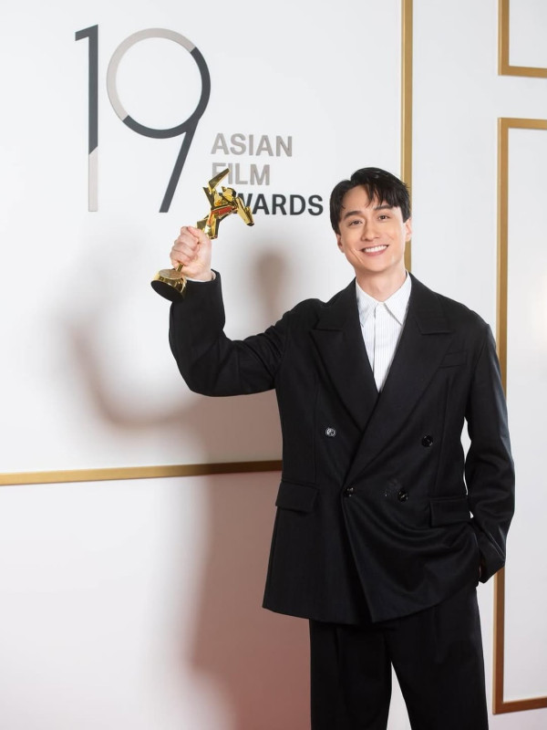 寒戰1994｜新生代男神劉俊謙的10件事起底：演藝學院畢業 出道即巔峰首奪影帝