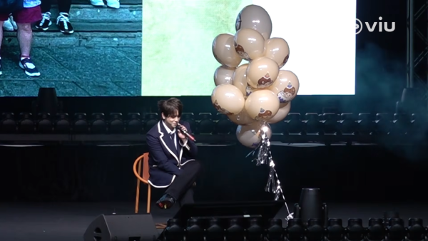 姜濤誕｜姜濤承認曾虛報學歷自揭僅中一水平！27歲生日大搞生日會迫爆啟德場館 