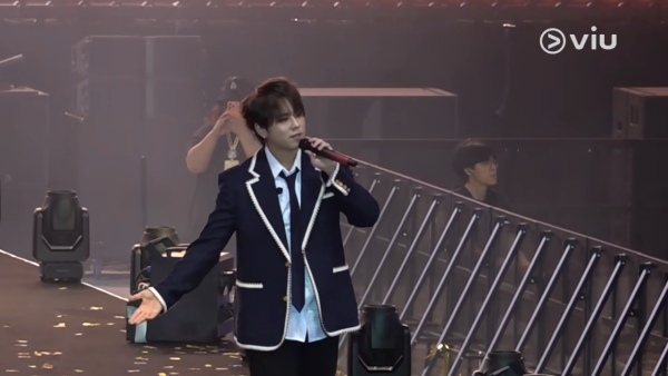 姜濤誕｜姜濤承認曾虛報學歷自揭僅中一水平！27歲生日大搞生日會迫爆啟德場館 