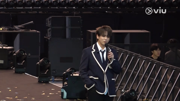 姜濤誕｜姜濤承認曾虛報學歷自揭僅中一水平！27歲生日大搞生日會迫爆啟德場館 