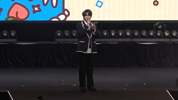 姜濤誕｜姜濤承認曾虛報學歷自揭僅中一水平！27歲生日大搞生日會迫爆啟德場館 