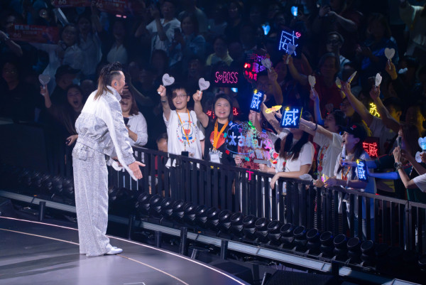 草蜢演唱會2026｜紅館尾場三度encore！嘉賓郭富城掀高潮全場驚喜尖叫