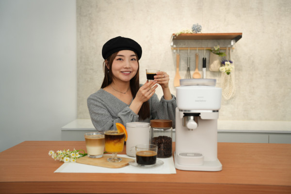 開箱Philips 全新baristina 意式咖啡機!纖巧尺寸融入家居/1分鐘內即享新鮮現磨咖啡