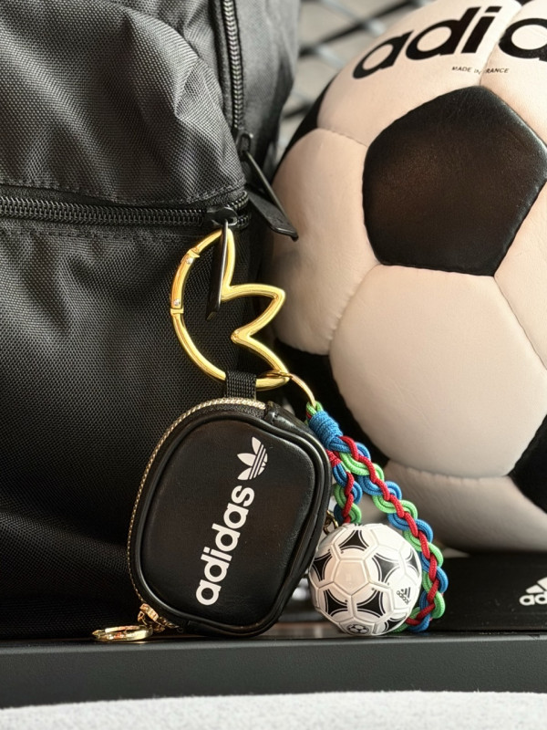 adidas FIFA世界盃期間限定主題店旺角開幕！國家隊球衣發售/AI換裝自拍亭/限時消費禮遇