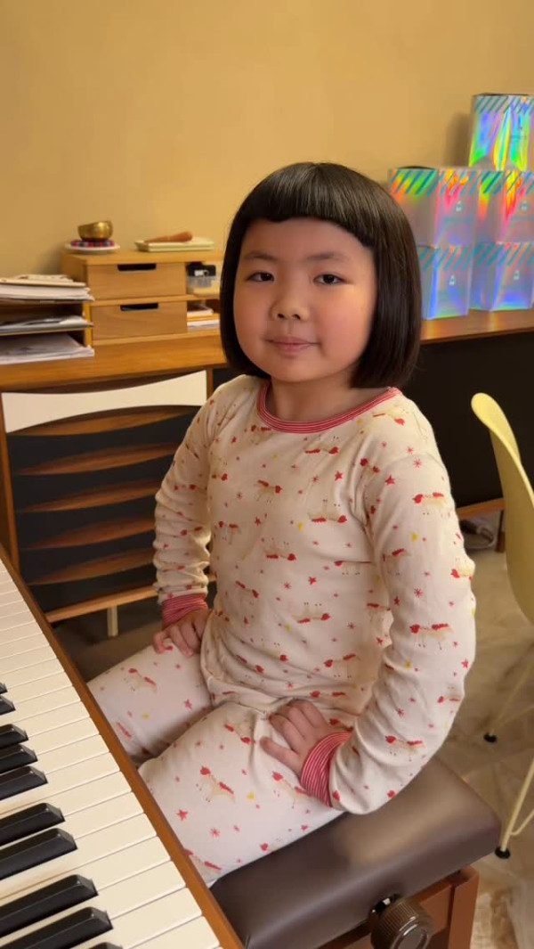 星二代Lucy媽媽被斥「帶頭霸凌」女兒 千字文首度反擊指控：說我不配當媽媽