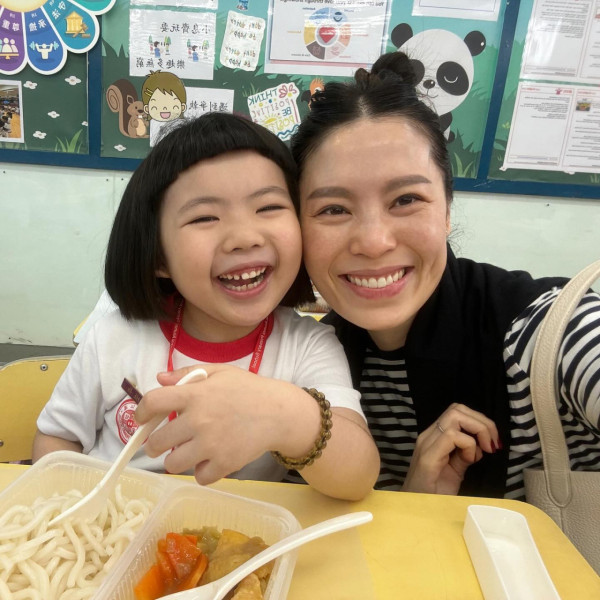 星二代Lucy媽媽被斥「帶頭霸凌」女兒 千字文首度反擊指控：說我不配當媽媽