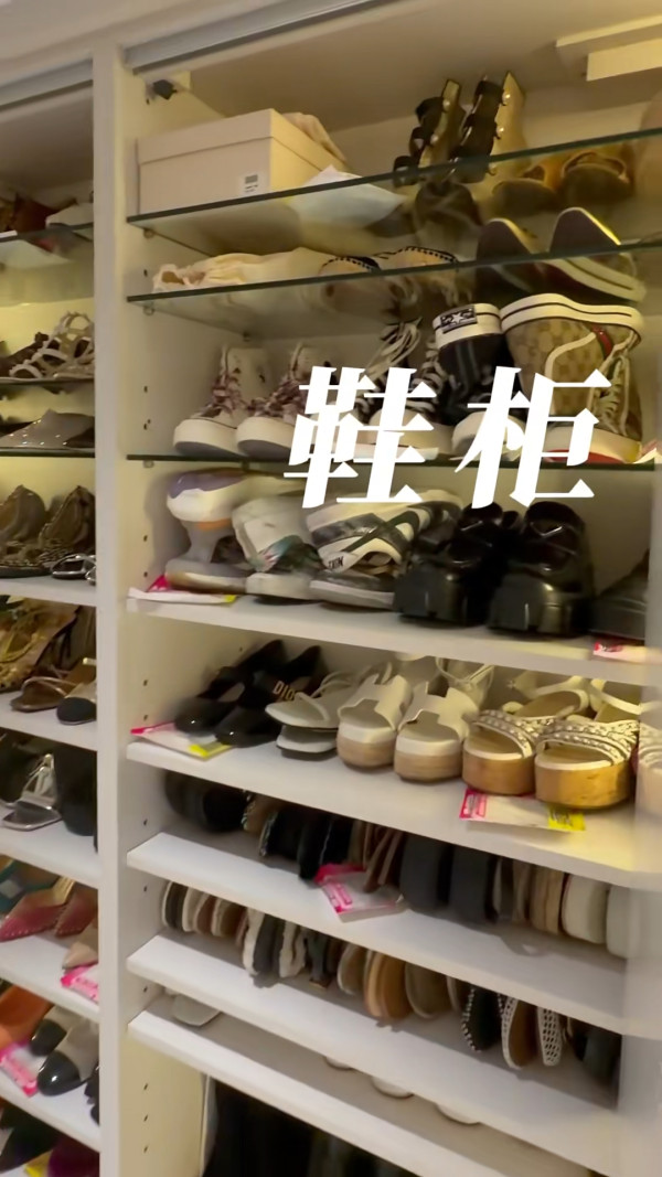 息影港姐中環7000萬豪宅內貌首度曝光！高層俯瞰維港景 奢華衣帽間未算最震撼