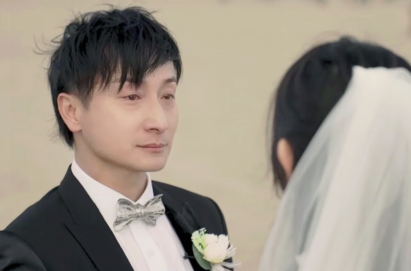 方力申新歌《生活無小事》MV老婆葉萱出鏡！一家三口溫馨畫面甜蜜曝光