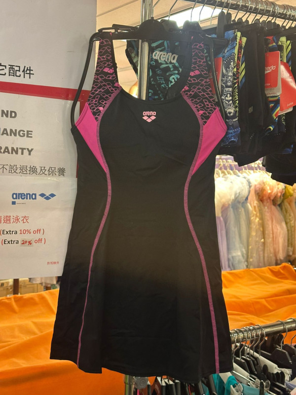 銅鑼灣時代廣場運動名牌開倉低至1折！運動服飾/運動鞋/泳衣$99起！adidas／Nike／arena／THRASHER