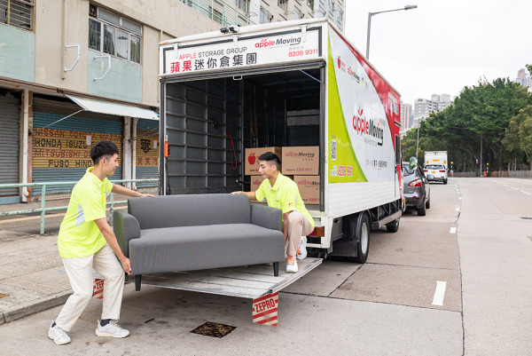迷你倉都有貴賓室？蘋果迷你倉首間設有VIP Lounge分店 服務設施齊全誇張到連按摩椅都有 網民︰以為去咗會所