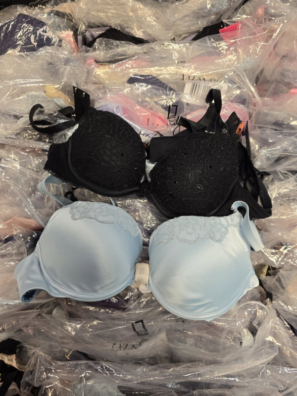 尖沙咀海港城名牌開倉低至1折！男女裝/休閒鞋/內衣/泳裝低至$49 Moiselle／MOUSSY／STACCATO／Marc Jacobs 