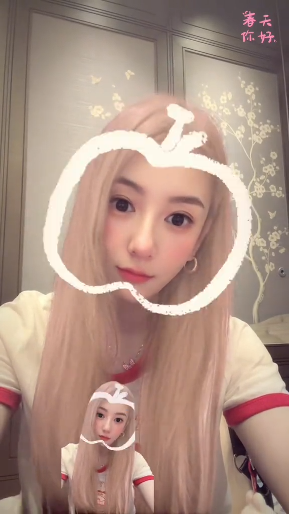 38歲方媛全頭「芭比粉金」髮色極驚艷！新形象似精緻洋娃娃美貌更勝黑髮