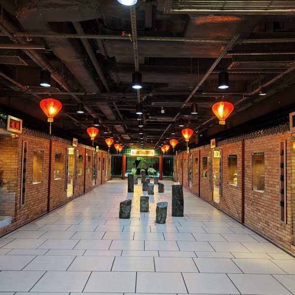 寒戰1994｜沙田偉華中心變身「舊啟德機場」神還原90年代！意外揭神秘走廊傳說