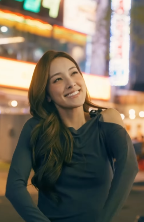 陳凱琳坐大排檔開餐竟無人認出！掃街零遮掩獲網民激讚：同普通人一樣