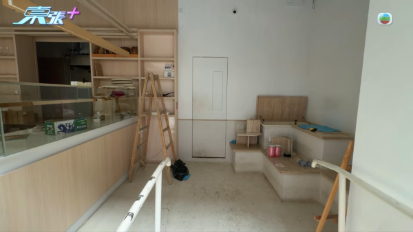 東張西望｜灣仔咖啡店「雞棚姐」現身反擊！4位事主愈爆愈多 仲有新蒲崗舊店食夾棍