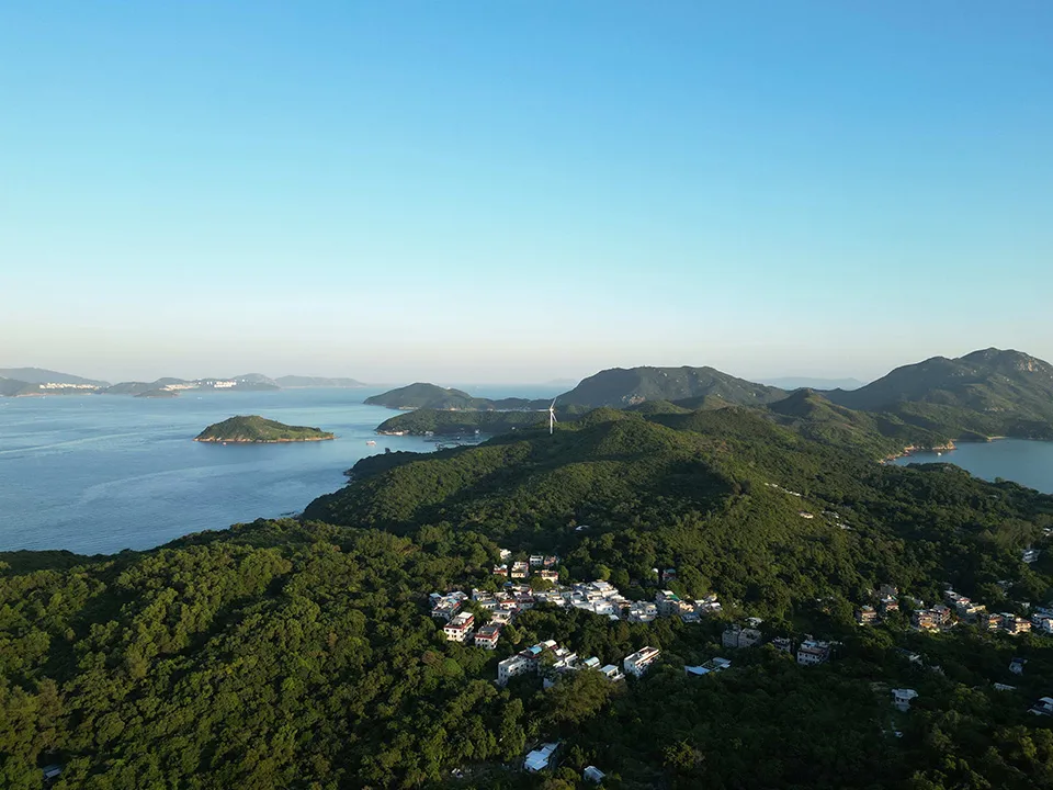 唔出國都極療癒！香港8大睇海秘境名單獲力推 離島歎異國慢活風情