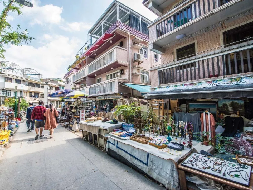 唔出國都極療癒！香港8大睇海秘境名單獲力推 離島歎異國慢活風情