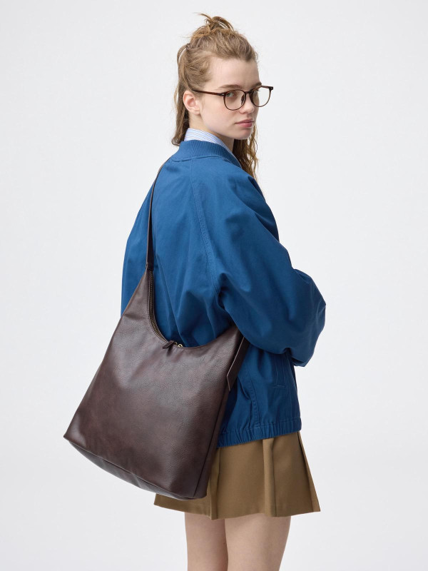 GU減價手袋｜1. 2Way Long Belt Bag