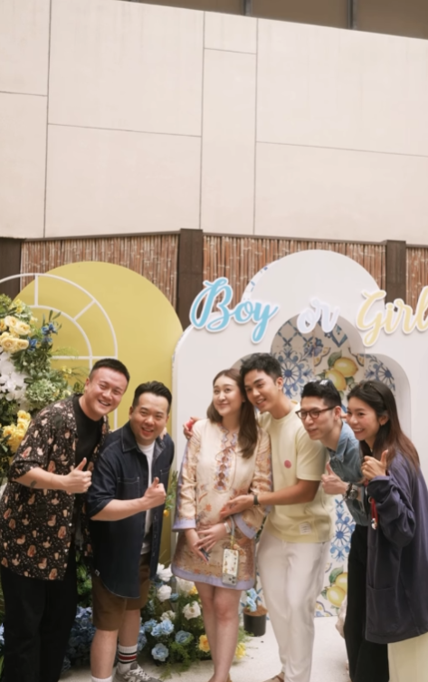 31歲男藝人婚後4年老婆懷孕報喜！母親節揭曉BB性別：一個永遠珍惜的溫馨日子