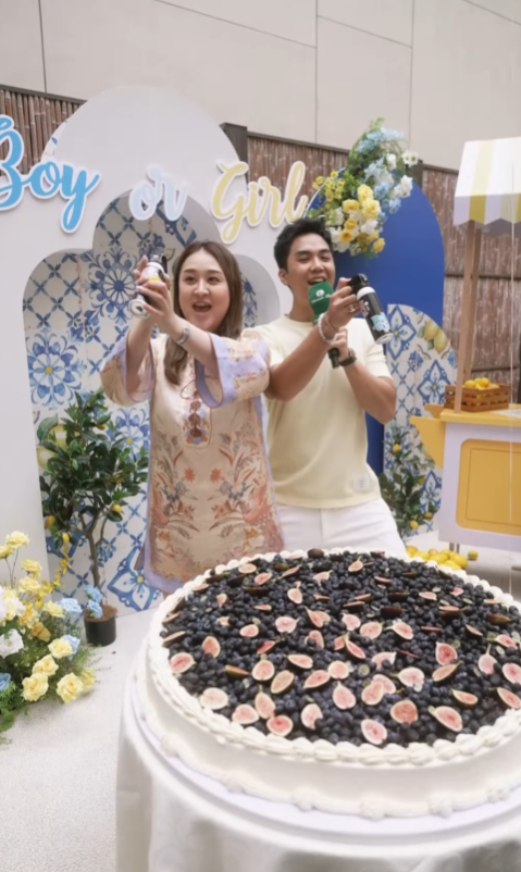 31歲男藝人婚後4年老婆懷孕報喜！母親節揭曉BB性別：一個永遠珍惜的溫馨日子