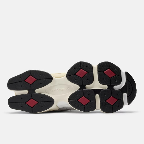 圖片來源:shop.newbalance.jp 日本New Balance必買鞋款攻略!IU同款9060爆紅、0起入手「纖腿神鞋」