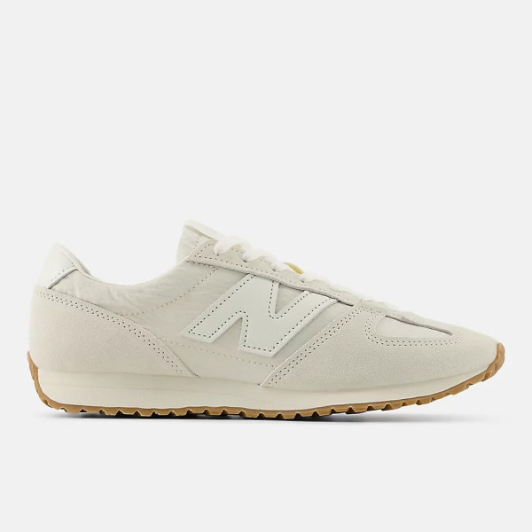 圖片來源:shop.newbalance.jp 日本New Balance必買鞋款攻略!IU同款9060爆紅、0起入手「纖腿神鞋」