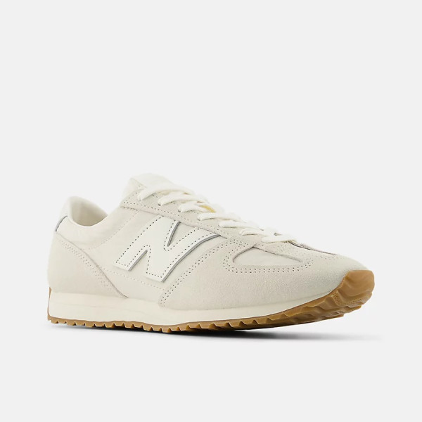 圖片來源:shop.newbalance.jp 日本New Balance必買鞋款攻略!IU同款9060爆紅、0起入手「纖腿神鞋」