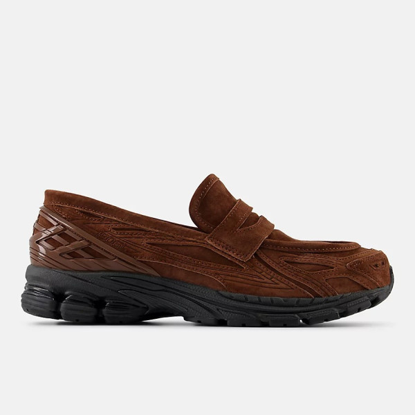 圖片來源:shop.newbalance.jp 日本New Balance必買鞋款攻略!IU同款9060爆紅、0起入手「纖腿神鞋」