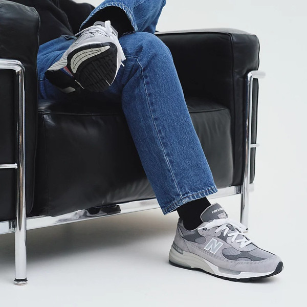 圖片來源:shop.newbalance.jp 日本New Balance必買鞋款攻略!IU同款9060爆紅、0起入手「纖腿神鞋」