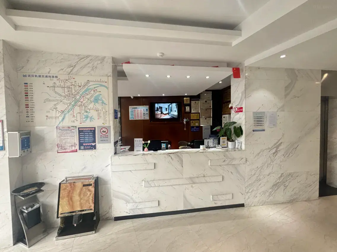 內地酒店女住客全裸被開門！ 消毒員違規誤闖房間 涉事公司願賠30倍房費 