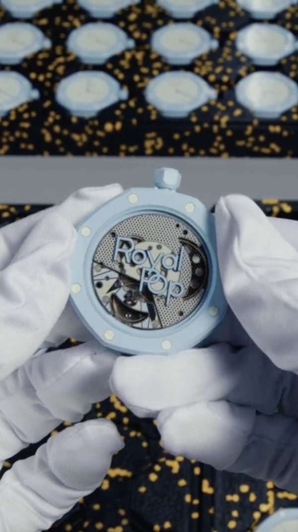 Swatch x Audemars Piguet 全新「Royal Pop」錶款