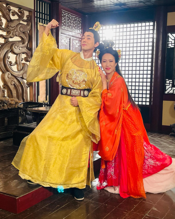 《愛回家》逃亡潮爆發！再有男藝人突然宣佈離巢TVB！人氣CP感情線正式玩完
