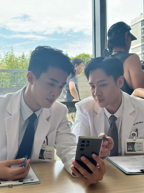 《愛回家》逃亡潮爆發！再有男藝人突然宣佈離巢TVB！人氣CP感情線正式玩完