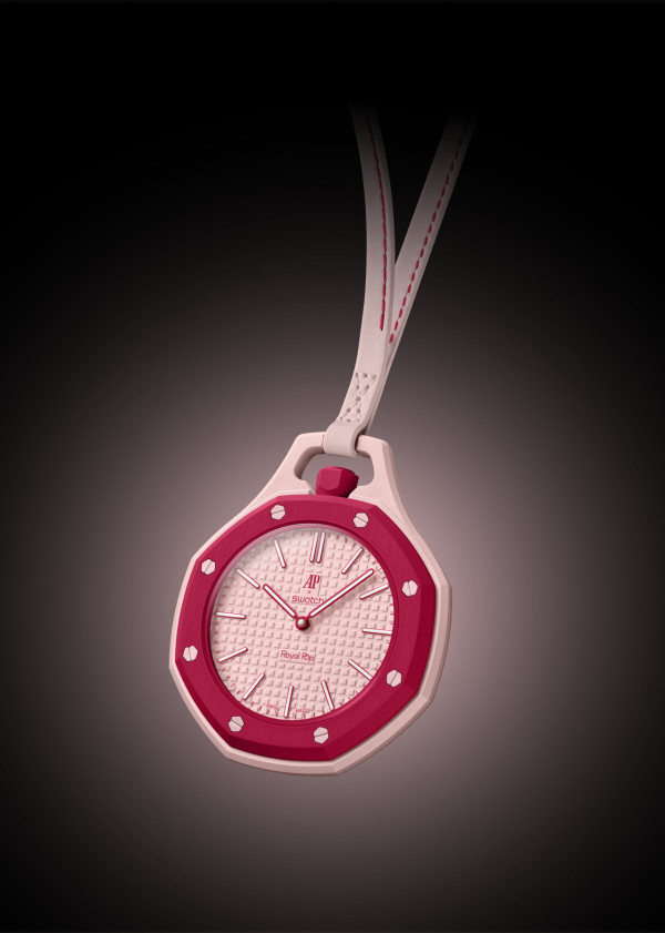 尖沙咀現排隊黨！長者提早3日紙皮通宵霸位搶Swatch×AP懷錶 附定價/門市